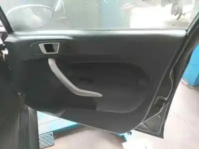 Автозапчасти б/у обивка передней правой двери за ford fiesta vi (cb1, ccn) 1.4 tdci ссылки oem iam 