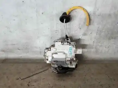 Автозапчастина б/у  для AUDI A3 (8P1)  Посилання на OEM IAM 4F1837016  