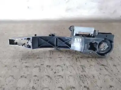 Автозапчастина б/у кронштейн зовнішньої ручки передніх правих дверей для renault master iii combi d/m9t a6 посилання на oem iam 806064162r