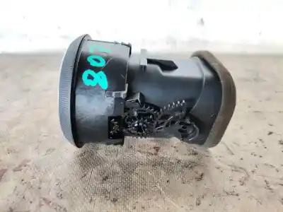 Автозапчасти б/у аэрационная решетка за audi a3 (8p1) 1.9 tdi ссылки oem iam 8p0820901a  