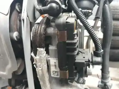 Second-hand car spare part complete engine for bmw serie 5 touring (f11) n47d20d oem iam references  derecha 