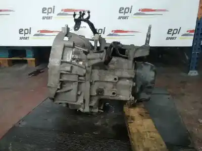Автозапчасти б/у коробка передач за renault clio ii fase ii (b/cb0) authentique ссылки oem iam jb3980  5 velocidades