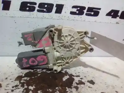 Pièce détachée automobile d'occasion MOTEUR LÈVE VITRE ARRIÈRE GAUCHE pour PEUGEOT 607 (S1)  Références OEM IAM 9632243280  102379103