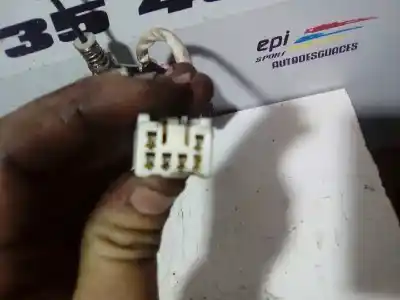 Second-hand car spare part driver left window regulator for mazda premacy (cp) td exclusive (66kw) oem iam references   