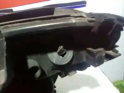 Second-hand car spare part right headlight for renault scenic rx4 (ja0) 1.9 dci salomon oem iam references 7700432093  