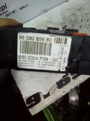 Peça sobressalente para automóvel em segunda mão caixa de fusíveis e relés por citroen c2 audace referências oem iam 9659385680