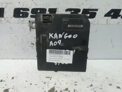Second-hand car spare part fuse box unit for renault kangoo authentique oem iam references 8201044237
