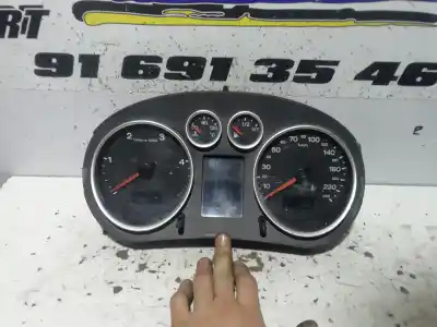 Автозапчастина б/у ПАНЕЛЬ ІНСТРУМЕНТІВ для AUDI A2 (8Z)  Посилання на OEM IAM 8Z0920900F  110080020010