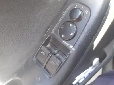 Автозапчасти б/у выключатель левого переднего окна за audi a3 (8l) 1.9 tdi ссылки oem iam 