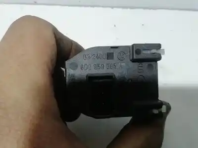 Автозапчасти б/у управление зеркалом за audi a3 (8l) 1.6 ambiente ссылки oem iam 8d0959565a  