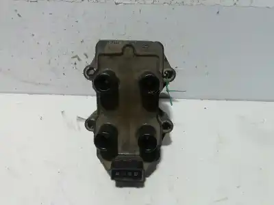 Pièce détachée automobile d'occasion BOBINE D'ALLUMAGE pour PEUGEOT 106 (S2)  Références OEM IAM 2526040A  