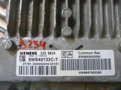 Recambio de automóvil de segunda mano de centralita motor uce para peugeot 307 (s1) xr clim referencias oem iam 5ws40133ct