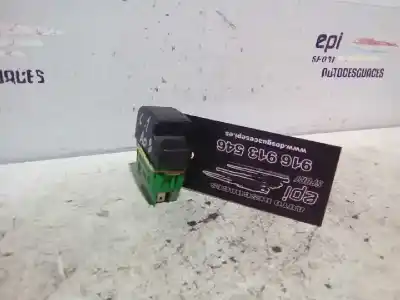 Second-hand car spare part right front power window switch for citroen c1 audace oem iam references 