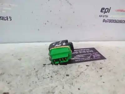 Second-hand car spare part right front power window switch for citroen c1 audace oem iam references   