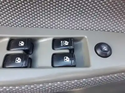 Pezzo di ricambio per auto di seconda mano interruttore alzacristalli anteriore sinistro per chevrolet lacetti sx riferimenti oem iam 