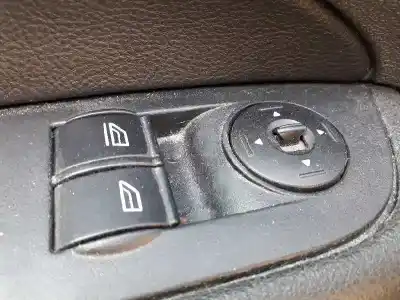 Peça sobressalente para automóvel em segunda mão botão / interruptor elevador vidro dianteiro esquerdo por ford focus berlina (cap) ambiente (d) referências oem iam 
