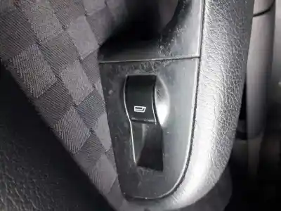 Peça sobressalente para automóvel em segunda mão botão / interruptor elevador vidro dianteiro direito por audi a6 berlina (4b2) 2.5 v6 24v tdi referências oem iam 