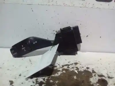 Peça sobressalente para automóvel em segunda mão comutador de piscas  por ford focus berlina (cap) ambiente (d) referências oem iam 