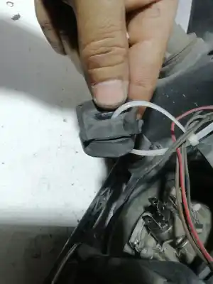 Second-hand car spare part left headlight for dodge caliber sxt oem iam references   