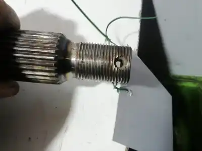 Peça sobressalente para automóvel em segunda mão transmissão dianteira esquerda por dodge caliber sxt referências oem iam p05085224ab  