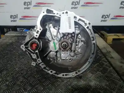 Tweedehands auto-onderdeel VERSNELLINGSBAK voor PEUGEOT 107 (PM_, PN_)  OEM IAM-referenties 20TT03  