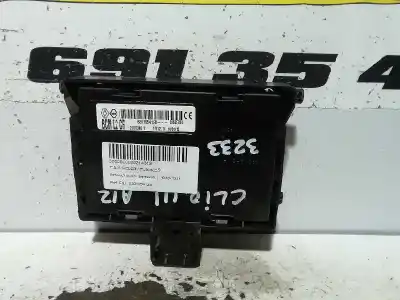 Second-hand car spare part fuse box unit for renault clio iii expression oem iam references 8201054128