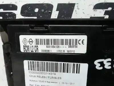 Second-hand car spare part fuse box unit for renault clio iii expression oem iam references 8201054128  20083061
