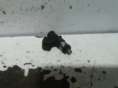 Pezzo di ricambio per auto di seconda mano iniettore per renault clio iii exception riferimenti oem iam 0280158201  