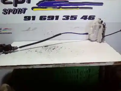 Peça sobressalente para automóvel em segunda mão fechadura da porta dianteira esquerda por citroen c3 1.4 referências oem iam 