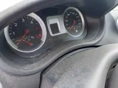 Second-hand car spare part dashboard for renault clio iii expression oem iam references 8201060299a