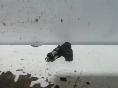 Peça sobressalente para automóvel em segunda mão injetor por renault clio iii exception referências oem iam 0280158201  