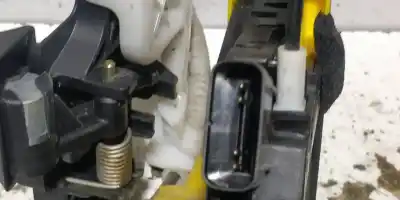 Second-hand car spare part front right door lock for kia cee´d concept oem iam references 81320a2010  