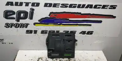 Peça sobressalente para automóvel em segunda mão módulo eletrônico por renault scenic iii grand dynamique referências oem iam 284b15986r