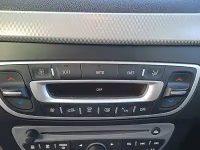 Recambio de automóvil de segunda mano de MANDO CALEFACCION / AIRE ACONDICIONADO para RENAULT FLUENCE  referencias OEM IAM 275100018R  T1001909K