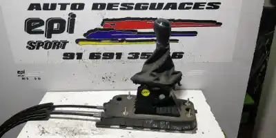 Peça sobressalente para automóvel em segunda mão ALAVANCA DE VELOCIDADES por VOLKSWAGEN POLO (6C1)  Referências OEM IAM 2Q0711049J  