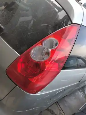 Автозапчастина б/у правий ліхтар для mazda 5 berl. (cr) 2.0 crtd sportive (105kw) посилання на oem iam c2355115
