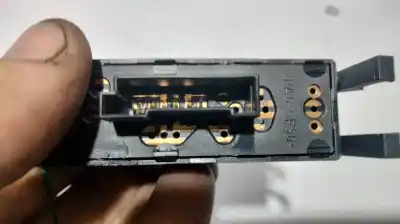 Peça sobressalente para automóvel em segunda mão botão / interruptor elevador vidro dianteiro direito por bmw 3 (e46) 320 d referências oem iam   