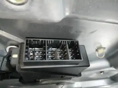 Gebrauchtes Autoersatzteil fensterheber vorne rechts zum skoda fabia (6y2/6y3) comfort line oem-iam-referenzen 6q1959802a  