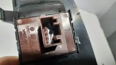 Peça sobressalente para automóvel em segunda mão botão / interruptor elevador vidro dianteiro esquerdo por seat leon (1p1) reference referências oem iam   
