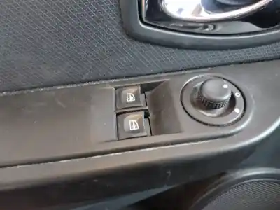 Second-hand car spare part left front power window switch for renault clio iv limited oem iam references 