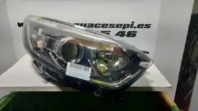 Pezzo di ricambio per auto di seconda mano FARO ANTERIORE DESTRO per RENAULT CAPTUR  Riferimenti OEM IAM 0301281212  