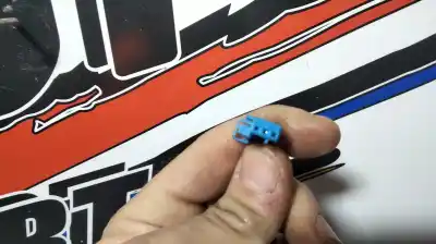 Peça sobressalente para automóvel em segunda mão espelho retrovisor esquerdo por citroen c4 picasso sx referências oem iam   