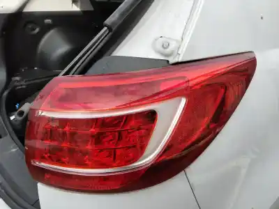 Pezzo di ricambio per auto di seconda mano luci posteriori destra per kia sportage iii (sl) 1.6 gdi riferimenti oem iam 