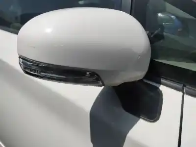 Автозапчастина б/у правий задний огляд для toyota prius (nhw30) eco посилання на oem iam 
