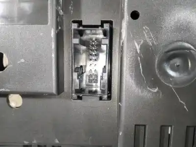 Peça sobressalente para automóvel em segunda mão quadrante por bmw serie 1 berlina (e81/e87) 116i referências oem iam 918703802  