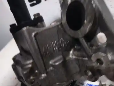 Pezzo di ricambio per auto di seconda mano Bomba A Olio per SEAT ATECA (KH7, KHP) 2.0 TDI Riferimenti OEM IAM 05L115V01  