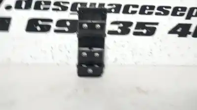 Pièce détachée automobile d'occasion COMMANDE DE LÈVE VITRE AVANT GAUCHE pour KIA XCEED (CD)  Références OEM IAM 93570J7000  