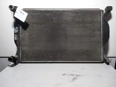 Автозапчастина б/у водяний радіатор для AUDI A4 B6 (8E2) 2.0 Посилання на OEM IAM 8E0121251A  
