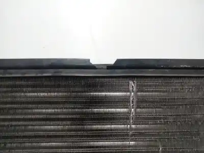 Pezzo di ricambio per auto di seconda mano radiatore d acqua per volkswagen passat b5.5 variant (3b6) 1.9 tdi riferimenti oem iam 8d0121100  