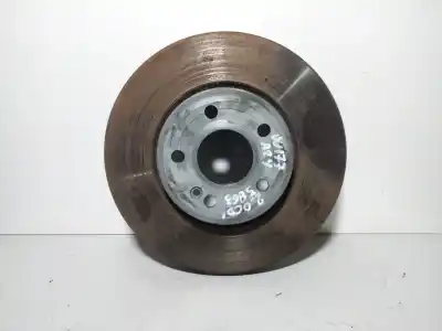 Piesă de schimb auto la mâna a doua DISC DE FRÂNA PARTEA DIN FAȚÃ pentru MERCEDES-BENZ CLASE A (W177) A 200 D (177.012) Referințe OEM IAM A2474210412  